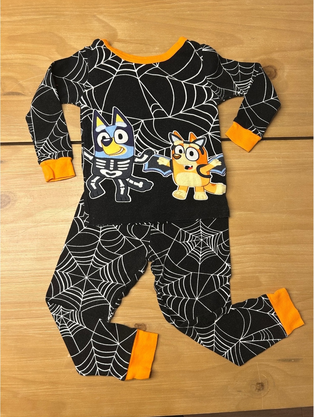 Bluey 4T Halloween Pajama Set with Spiderweb Design